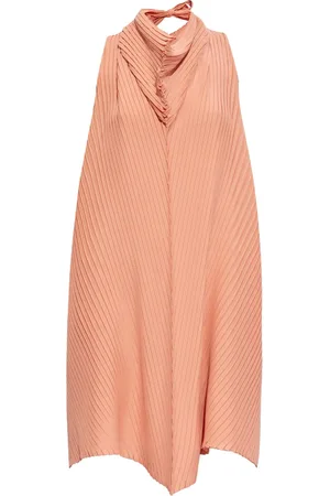Issey Miyake Kort kjole i plissé med halterneck