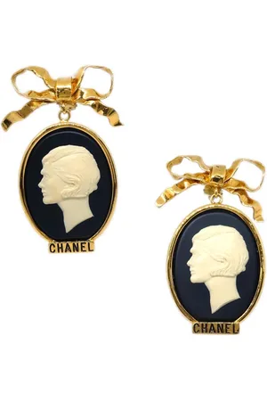CHANEL Cameo øreclips fra 1990-00