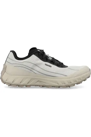 Norda 002 sneakers med paneler