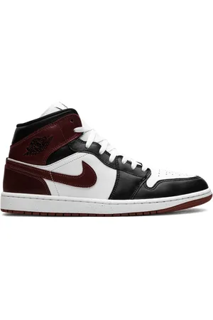 Jordan 1 Mid SE Dark Pony sneakers