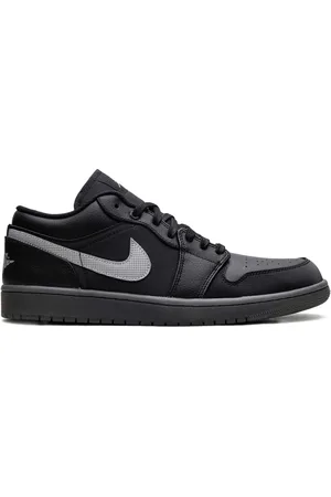 Jordan 1 Low Black/White/Dark Smoke Grey sneakers