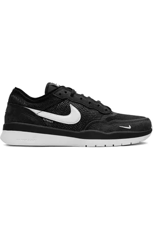 Nike SB PS8 Black/White sneakers