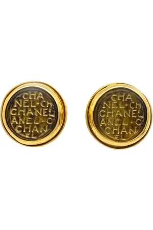 CHANEL øreringe med indgraveret CC-logo fra 1999