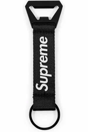 Supreme Nøglering med flaskeåbner