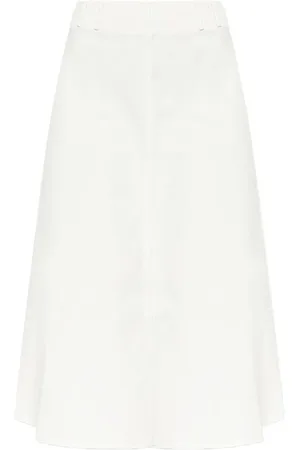 By Malene Birger Lang Carlas-nederdel