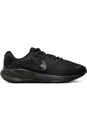 Nike Tanjun Triple Black sneakers