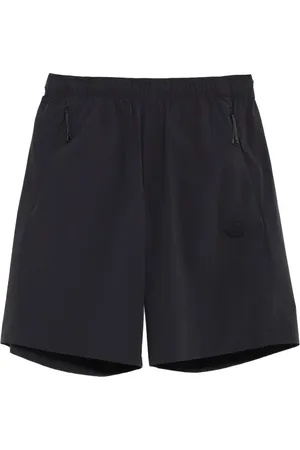 Moncler Shorts med logoapplikation