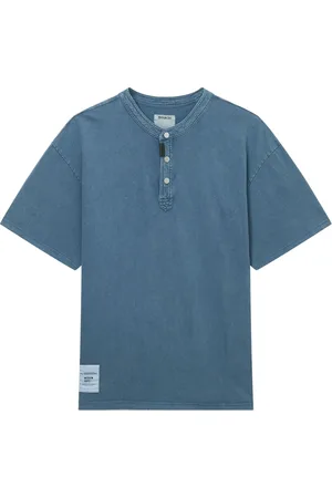 Musium Div. Denim-t-shirt med knapper på kraven