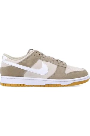 Nike Dunk Low sneakers