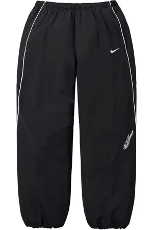 Supreme X Nike SS25 - Black joggingbukser