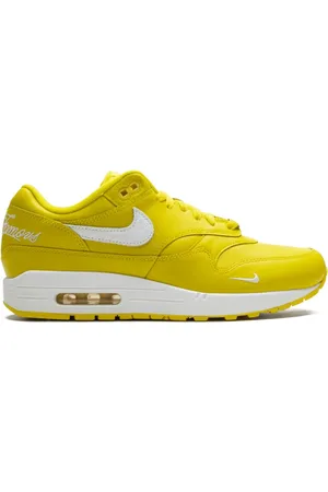 Nike X Supreme Air Max 1 
