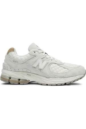 New Balance 2002R quiltade sneakers