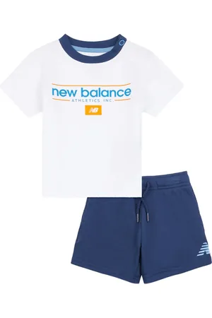 New Balance T-shirt og shorts-sæt med logo