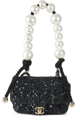 CHANEL Skuldertaske i tweed fra 2019