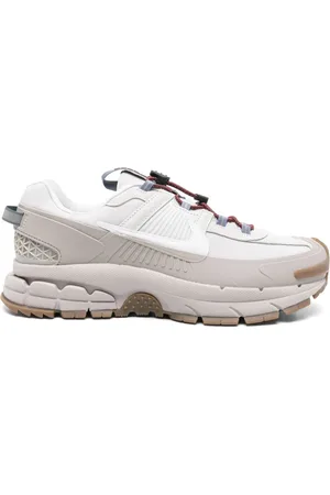 Nike Zoom Vomero Roam sneakers