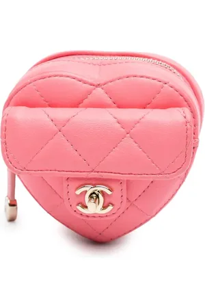 CHANEL CC In Love Heart lammeskindspung med lynlås fra 2021