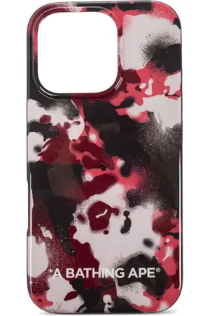 A Bathing Ape IPhone 16 Pro-cover med kamuflagetryk