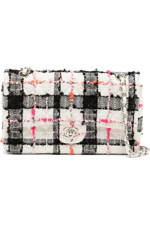CHANEL Skuldertaske i tweed med dobbelt flaplukning