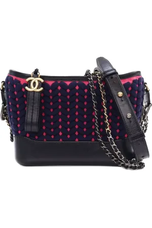 CHANEL Lille Gabrielle Hobo crossbody-taske i kalveskind fra 2019