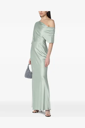 By Malina Satinkjole med off-shoulder-snit