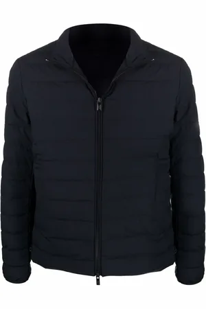 Emporio Armani Dynejakke med logomærke