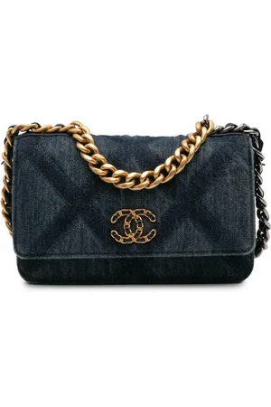 CHANEL 19 Flap crossbody-taske i denim fra 2021-2024