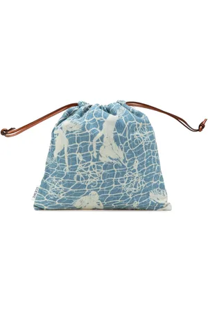 Loewe Paulas Ibiza Mermaid clutch i denim med løbesnor fra 2022