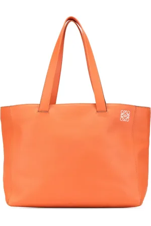 Loewe Anagram East West tote i læder fra 2014