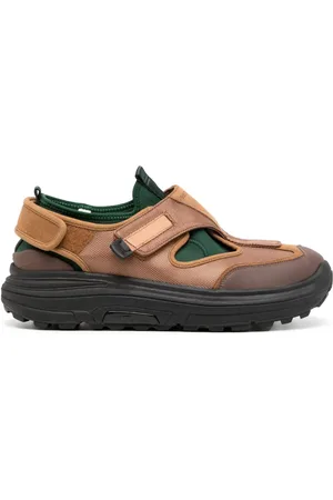 SUICOKE Tred sneakers med logomærke