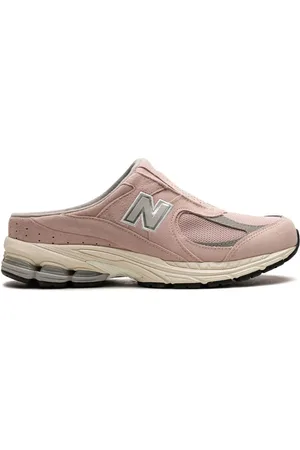 New Balance 2002R Pink Sand sneaker-mules