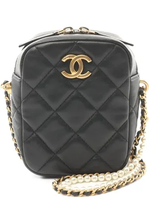 CHANEL 2021 diamant-quiltet skuldertaske