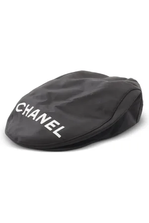 CHANEL Jagtkasket med logotryk fra 1986-1988