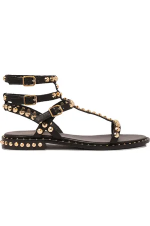 Ash Sneakers med nitter
