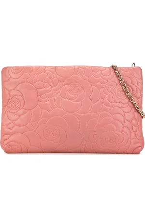 CHANEL Præget Camellia Chain Pochette skuldertaske i lammeskind fra 2013-2014