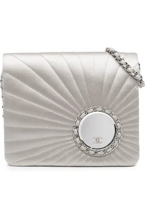 CHANEL Satin-udsmykket håndtaske med flaplukning og spejldetalje fra 2005-2006