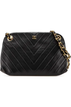 CHANEL CC Chevron skuldertaske i lammeskind med kæde fra 1989-1991
