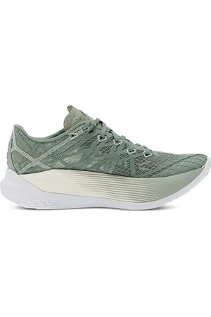 Under Armour Elite sneakers