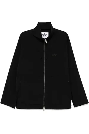 WHITE MOUNTAINEERING X Umbro jakke i stræk