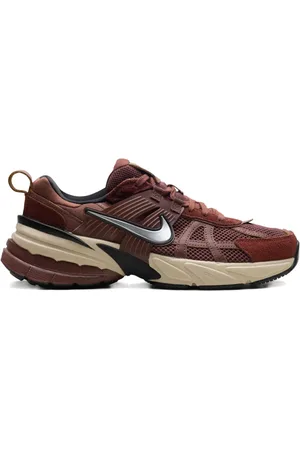Nike V2K Run Pony WMNS Red Sepia/Dark Pony/Black/Chrome sneakers