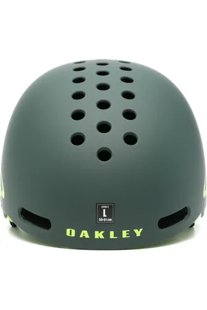 Oakley Street1 hjelm