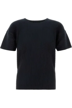 Issey Miyake T-shirt med plisseringer