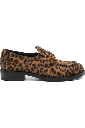 Prada Loafers i læder med trekantet logo