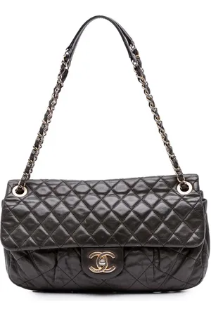 CHANEL Quiltet Chic skuldertaske i kalveskind med flaplukning fra 2011