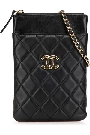 CHANEL 2019 CC Quilted Lambskin Phone Holder with Chain crossbody bag