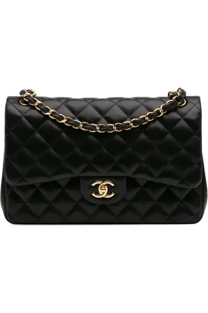 CHANEL 2010-2011 Jumbo Classic Lambskin Double Flap shoulder bag