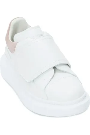 Alexander McQueen Sneakers med burrelukning med forlænget sål