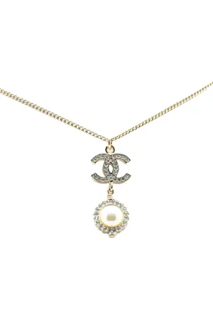 CHANEL 2019 Gold Plated CC Faux Pearl Rhinestones Pendant Necklace costume necklace