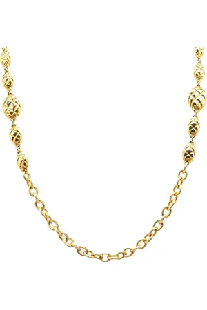 CHANEL 1970-1980 Gold Plated Quilted Oval Medallion Station Chain Link Necklace costume necklace