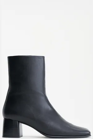 Filippa K Eileen Leather Boots