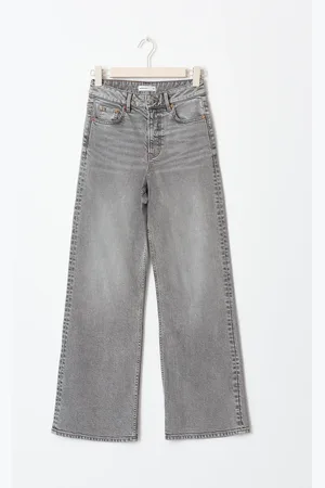 Gina Tricot Comfy wide petite jeans - wide jeans - Grå - 34 - Dame